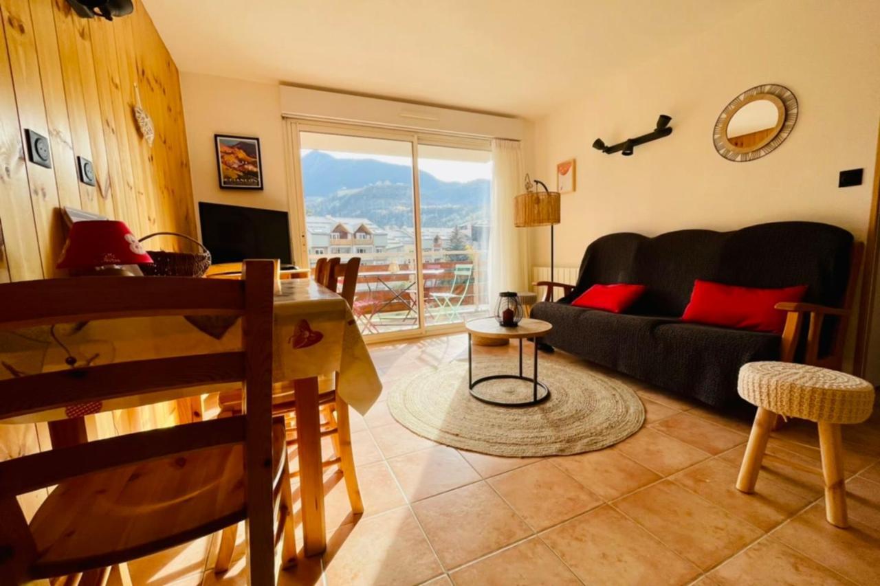Flat Appartement 43 M With Balcony In Briancon Eksteriør billede